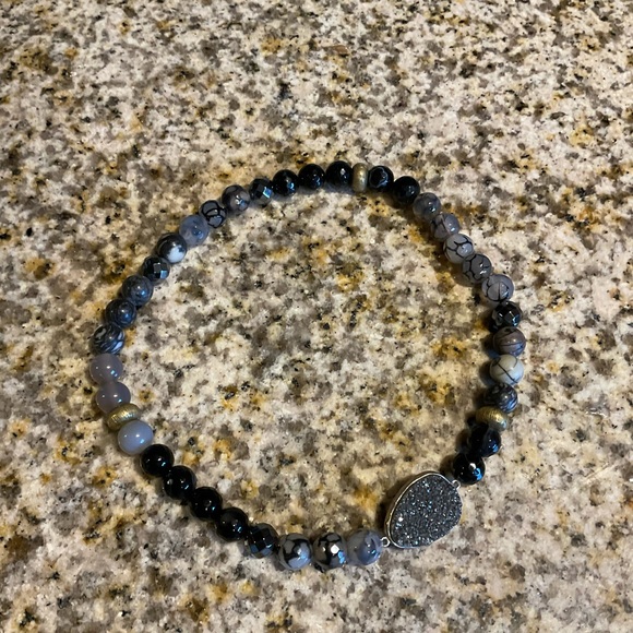 Silpada “Ode To Geode” bracelet and earring set - Picture 7 of 8